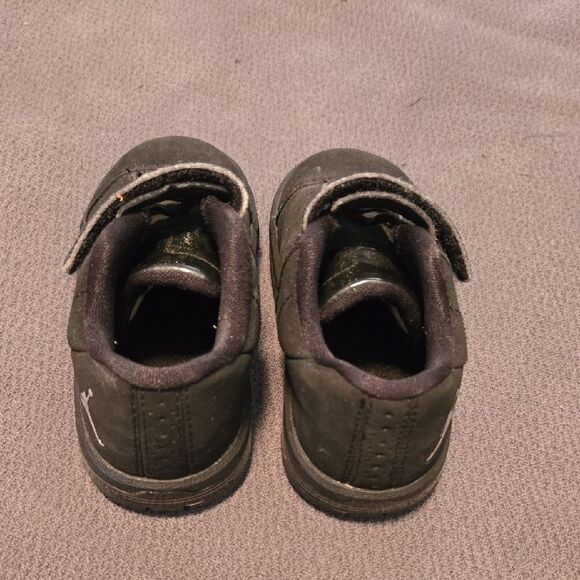Baby Jordan Black Suede Sneakers with Velcro Strap - Picture 4 of 6